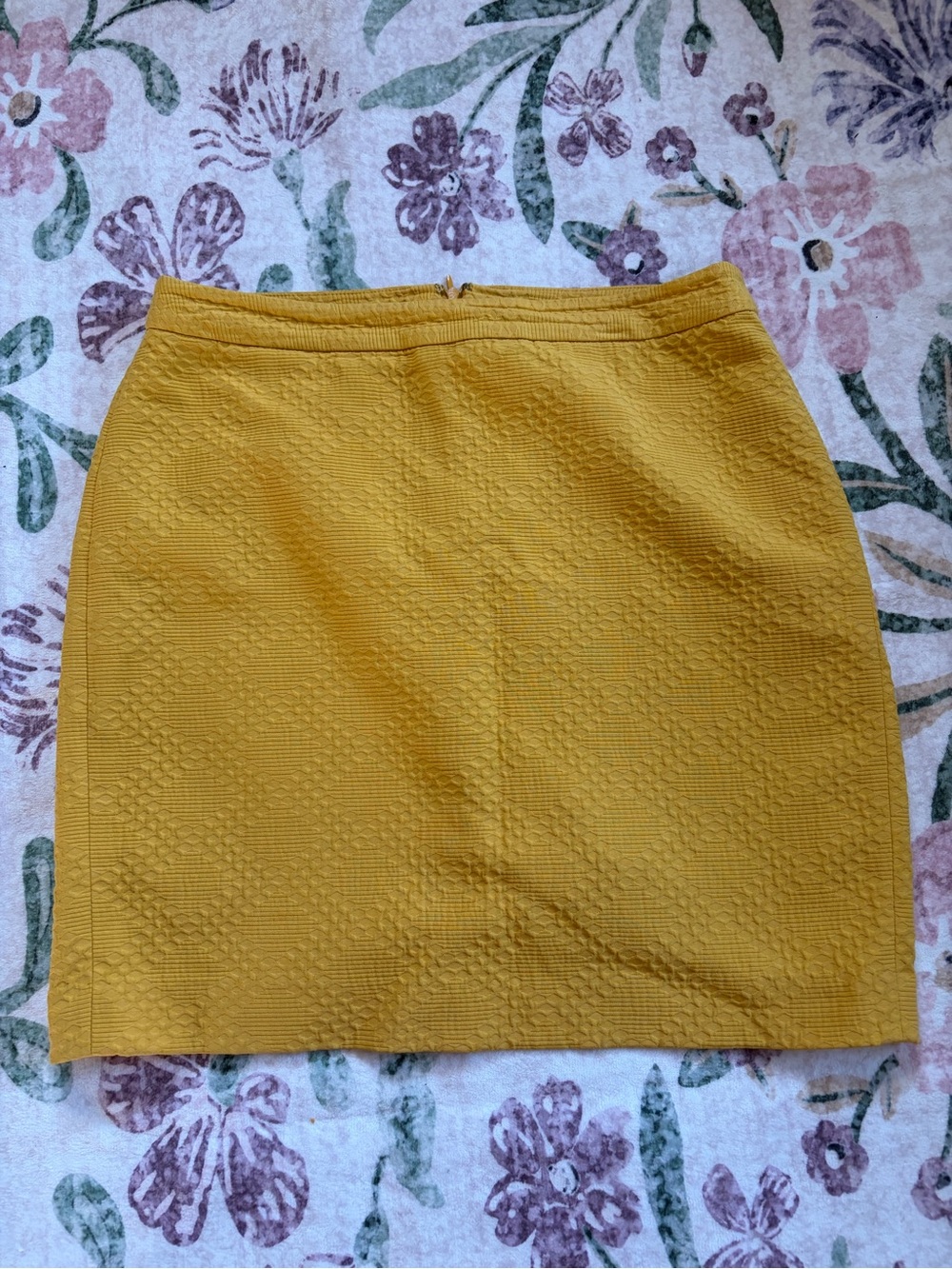 Banana Republic Mustard Yellow Textured Pencil Skirt